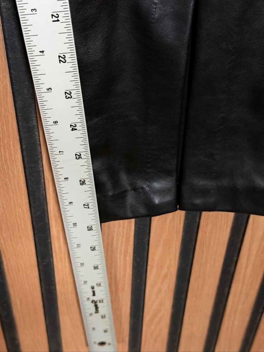 Abercrombie & Fitch Pants 26 / 2S Womens Black Leg Slits Pleated Faux Leather - Picture 5 of 11